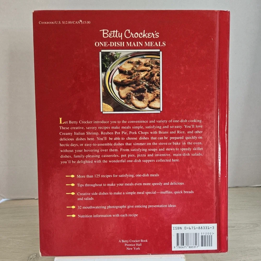 Vintage Betty Crockers One Dish Main Meals hardcover fast‎ convenient easy meals